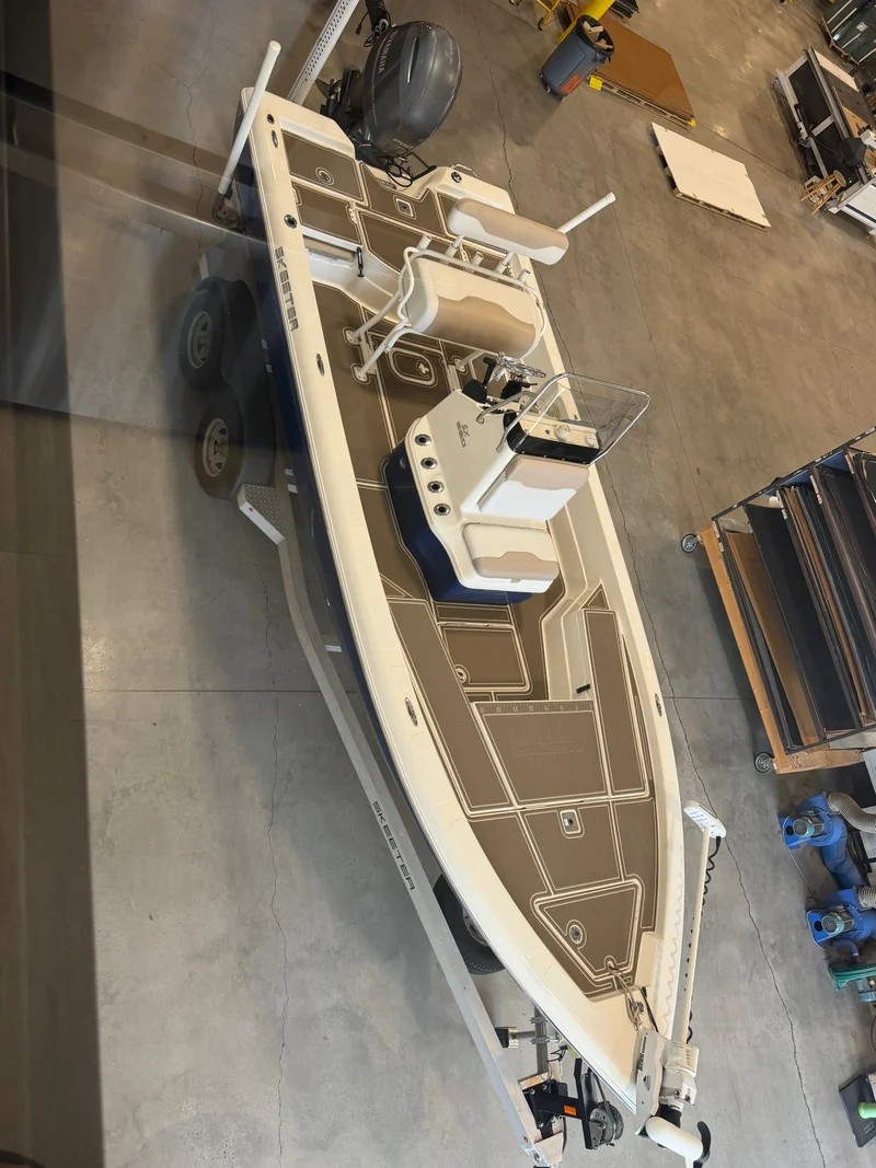 After: custom-fit GatorStep flooring installed on a center console fishing boat deck — Lakebound Marine, Lenoir City TN