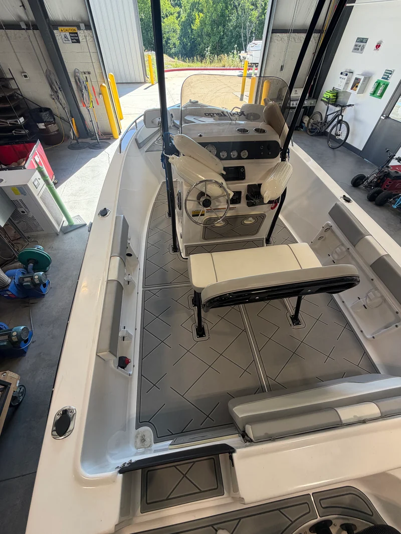 Custom GatorStep flooring on a fishing boat — Lakebound Marine, Knoxville TN