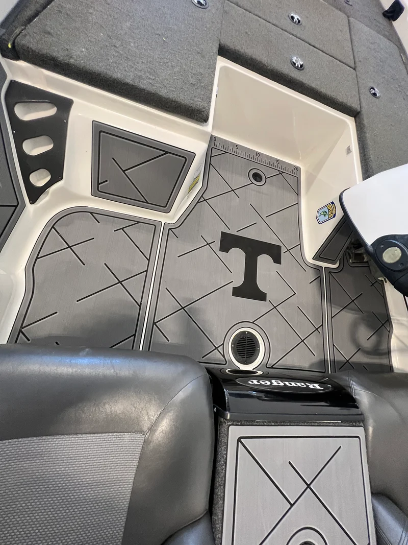 Gray GatorStep boat deck with Tennessee Power T logo inlay