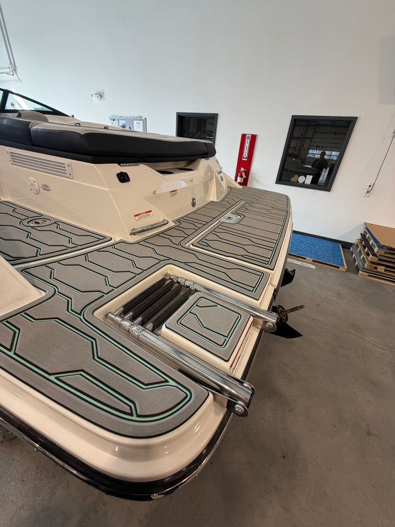GatorStep swim deck pads and boarding ladder — Lakebound Marine, Knoxville TN